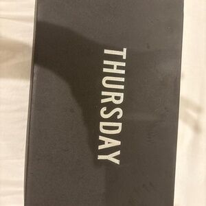 Women’s Thursday white premier low top sneakers